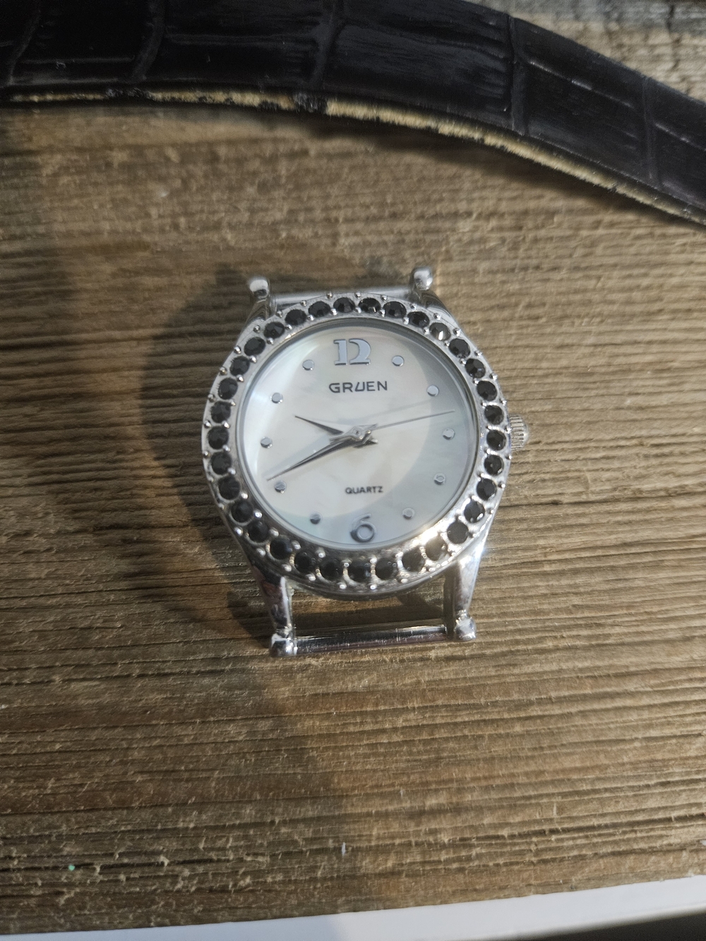 Gruen Women's Silver Crystal-Trim Watch Face with Interchangable Bands And Faces